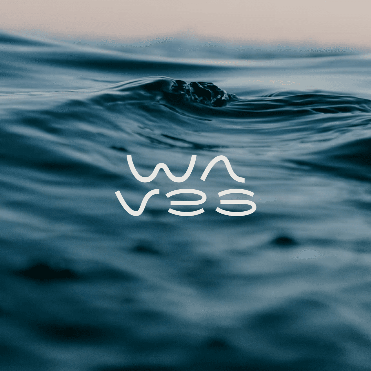A Qualitare assina o branding do Waves